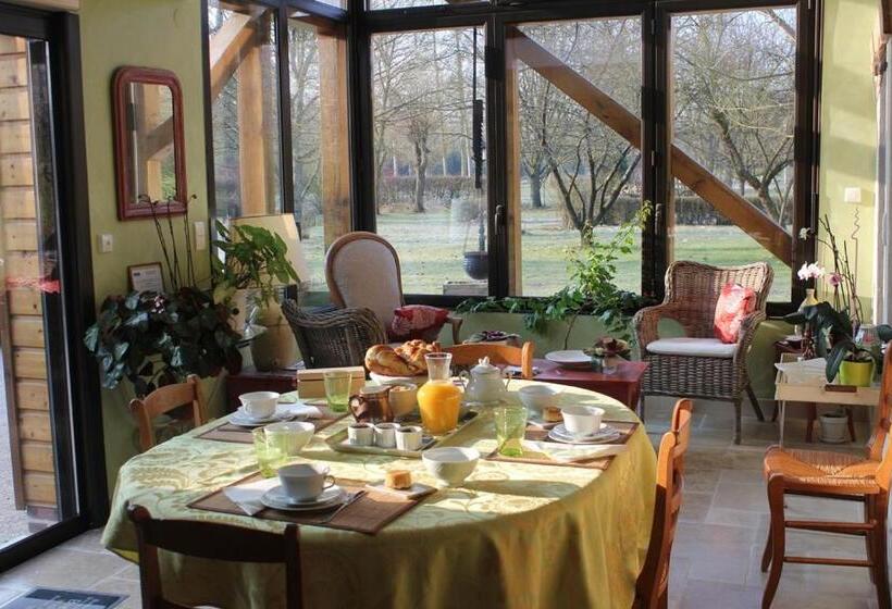 Люкс Повышенной Комфортности, La Croix St Jean