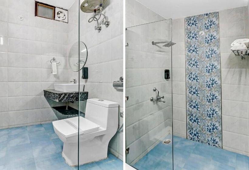 Quarto Triplo Clássico, Townhouse 816 Diamond Tree Near Dilshad Garden Metro Station
