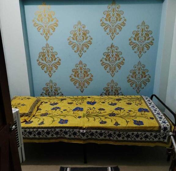 آپارتمان 1 خوابه, Oyo Home Krishna Bhawan