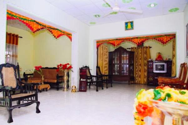Семейный Номер, Tharurashmi Sea Pond Villa & Surf Hostel   Hiriketiya
