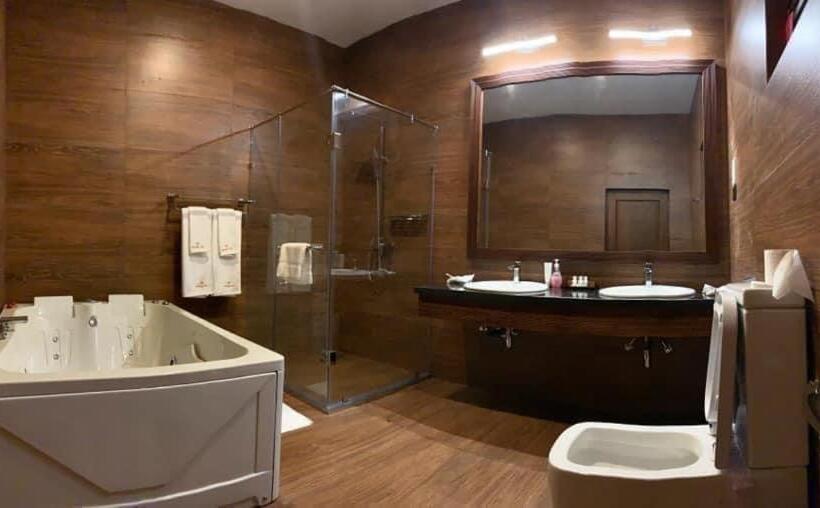 Люкс с гидромассажем, Serenity Villa Digana