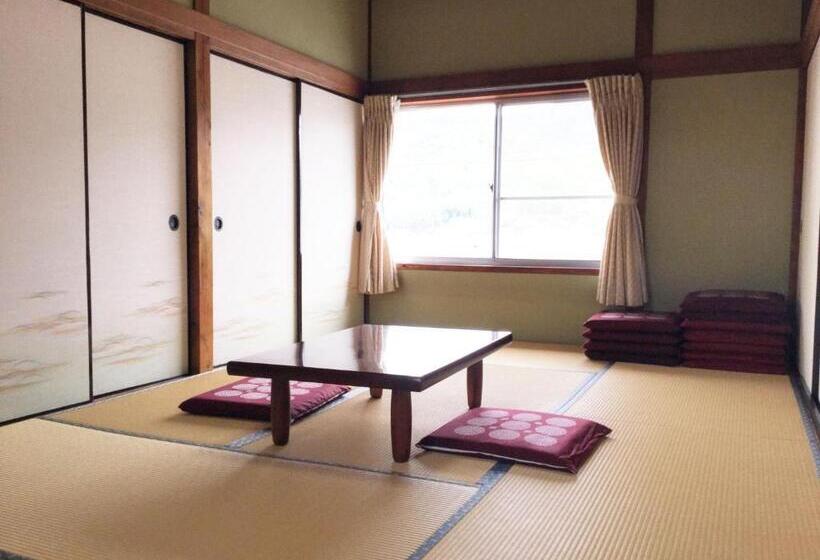 스탠다드 트리플 룸, Kikuya Ryokan