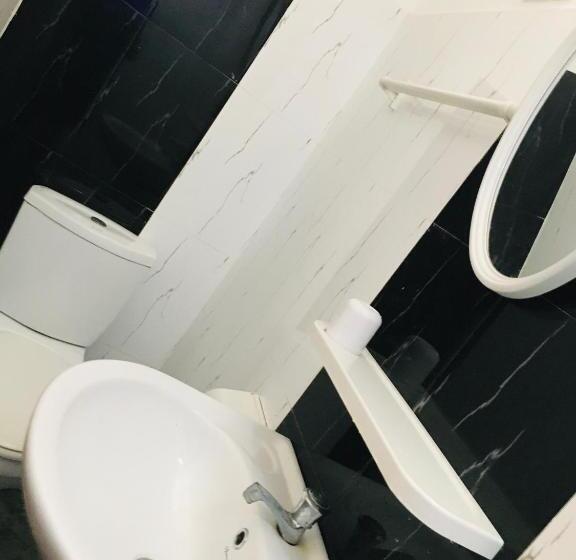 Номер Economy, White Oceanic Guest & Restaurant