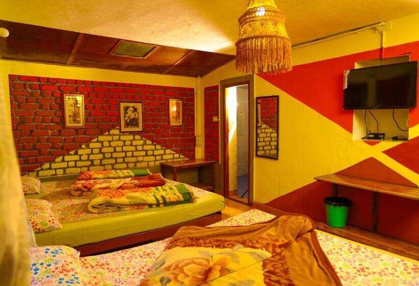 اتاق کلاسیک چهارنفره, Kodai Heaven