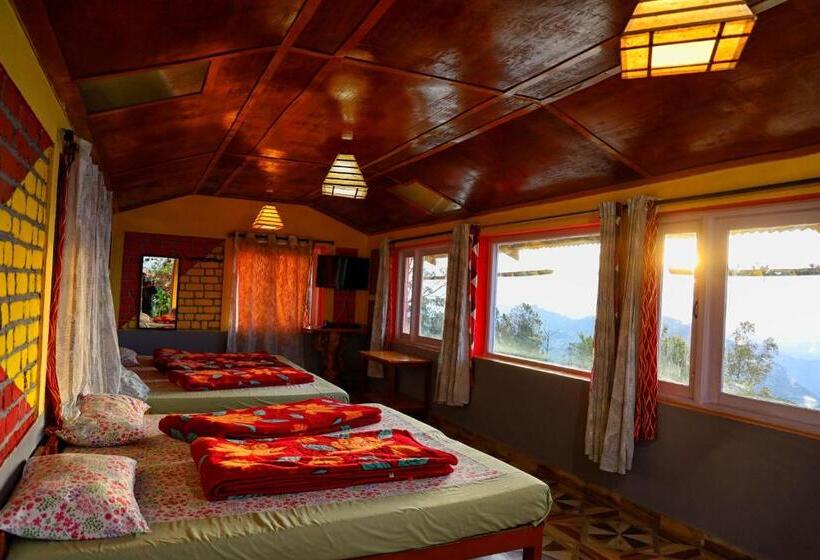 سوییت جونیور با بالکن, Kodai Heaven