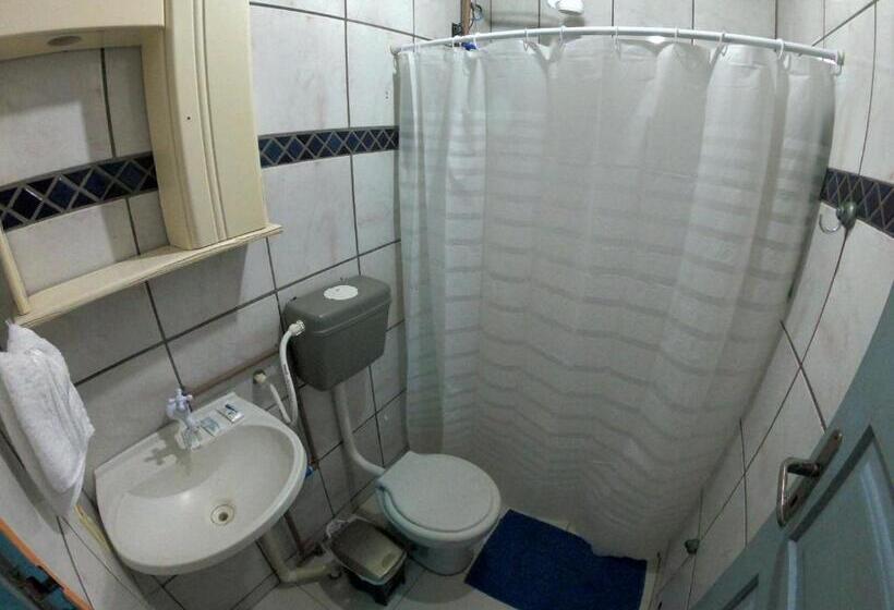 اتاق استاندارد سه نفره, Complexo Desenferruja Uma Quadra Praia Da Ferrugem