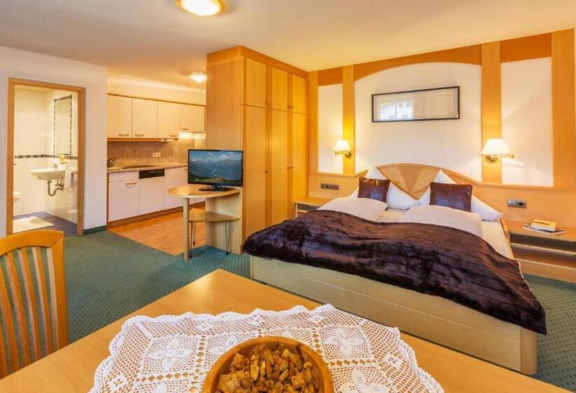 Апартаменты 2 Спальни, Aparthotel Christophorus