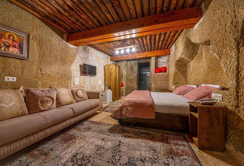 Люкс Повышенной Комфортности, Belenus Cave House