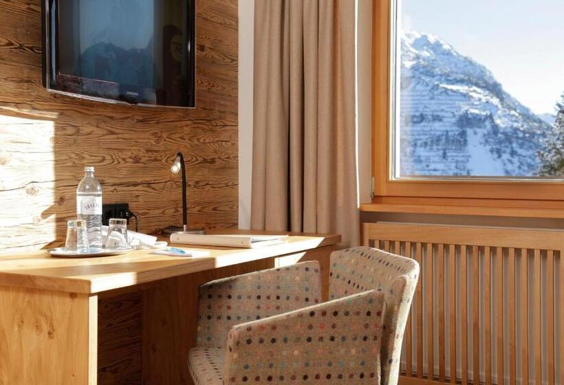 سوییت خانوادگی, Burgwald   Ski In & Ski Out