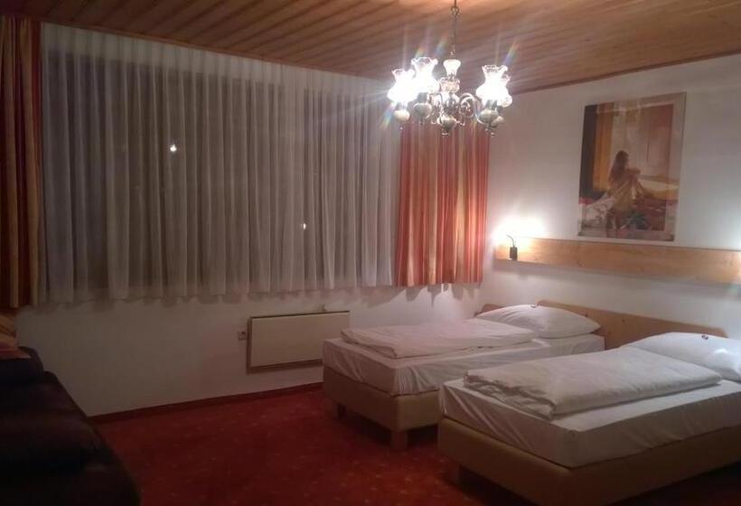 Quarto Estandar Individual, Gasthof Pichler