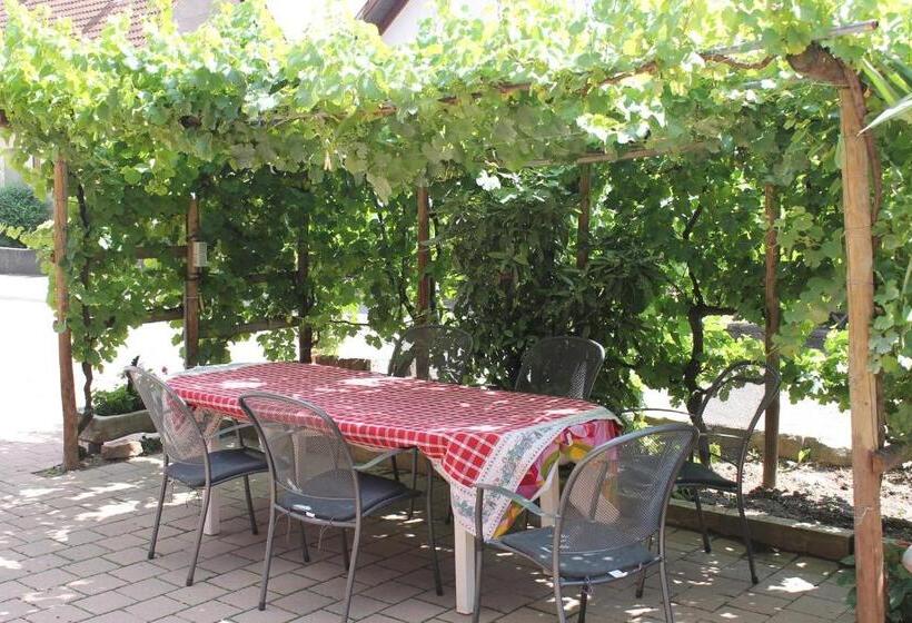 Номер Стандарт, Chambres D Hôtes Arnold