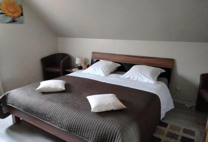Номер Стандарт, Chambres D Hôtes Arnold