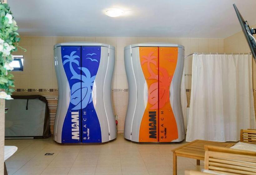 חדר דחוקס עם מיטת קינג, Complex Turistic Max International