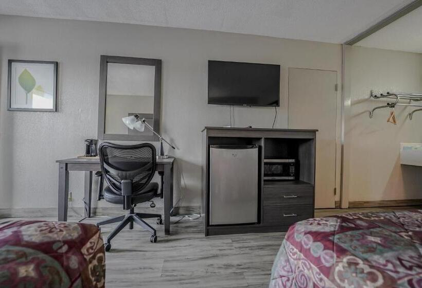 Номер Стандарт 2 Двуспальные Кровати, Executive Inn Locust Grove