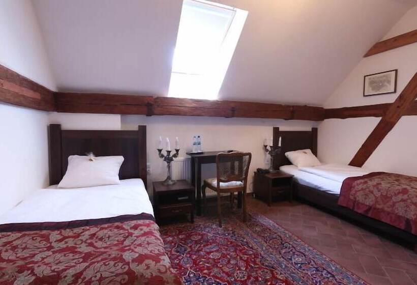 Номер Стандарт, Pałac Wiechlice   Hotel, Restaurant, Spa