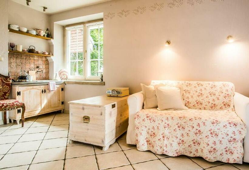 Люкс Повышенной Комфортности, Villa Toscana Boutique