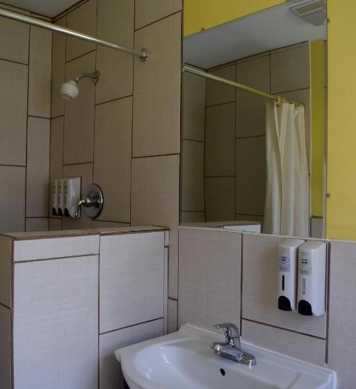 Номер Стандарт, Snelling Motel