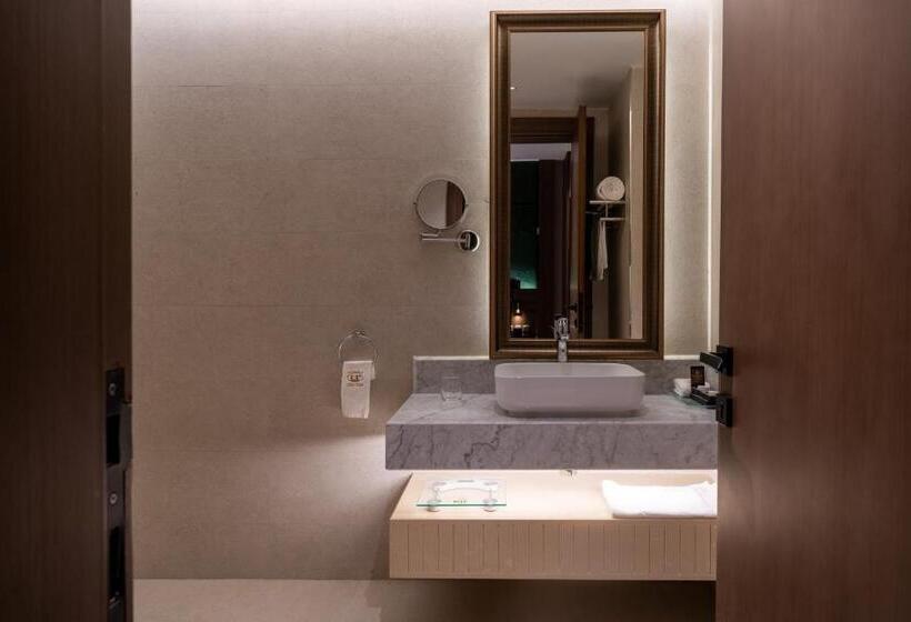 Quarto Estandar, Lilac Park