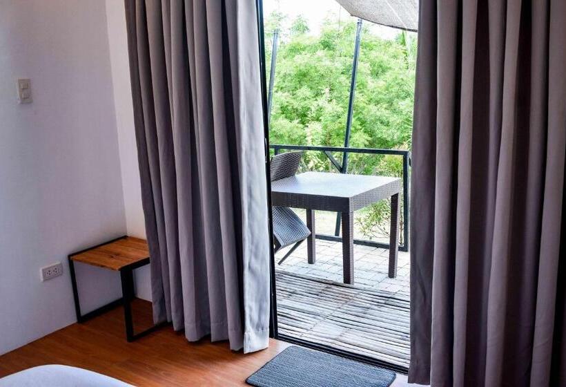 Семейный Номер, Leonora Beach Resort And Recreation