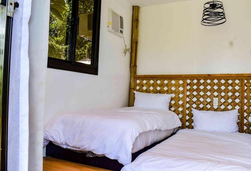 Семейный Номер Совместный Санузел, Leonora Beach Resort And Recreation