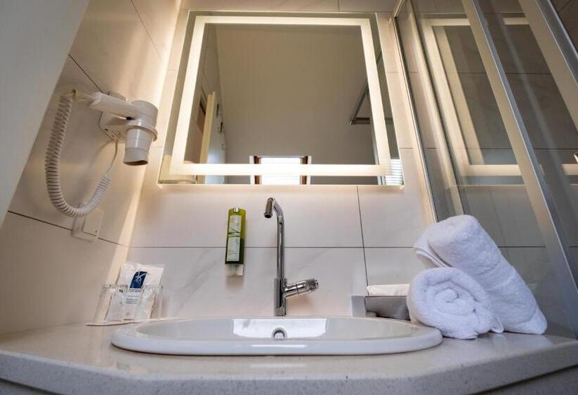 Номер Стандарт с Террасой, Landhotel Rosenhof Am Plauer See Garni Mit E Säule
