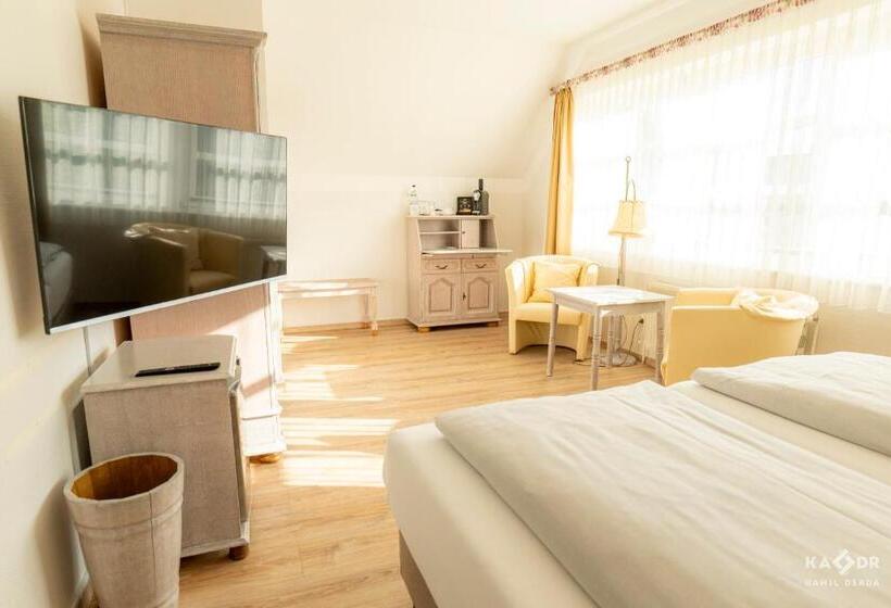 Номер Стандарт, Landhotel Rosenhof Am Plauer See Garni Mit E Säule