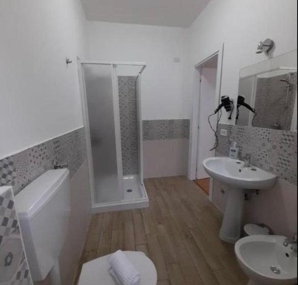 Четырехместный Номер Стандарт с Балконом, Milazzo La Porta Delle Eolie 2.0