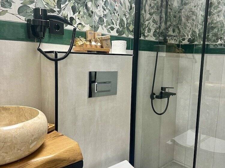 Quarto Familiar, Kingway Suite