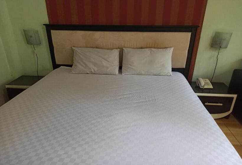 اتاق استاندارد, Oyo 93521 Wisma Flamboyan