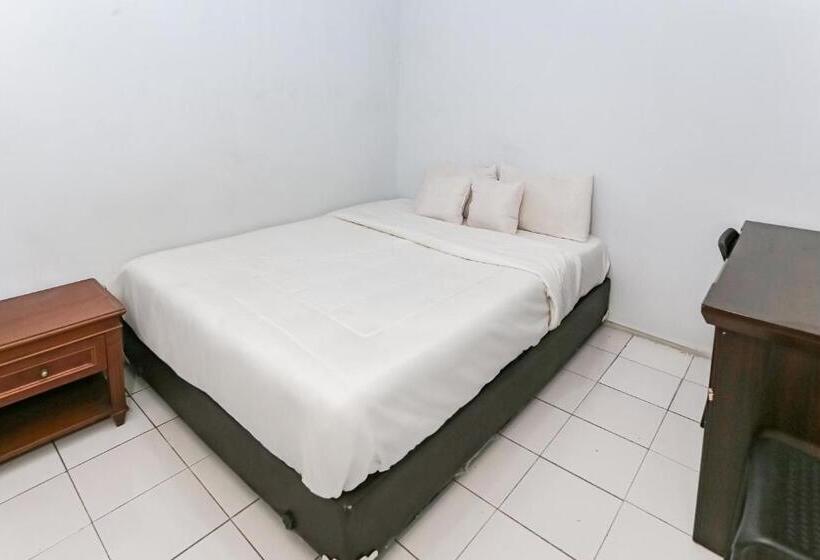Номер Стандарт, Spot On 93515 Pulo Gebang Guest House
