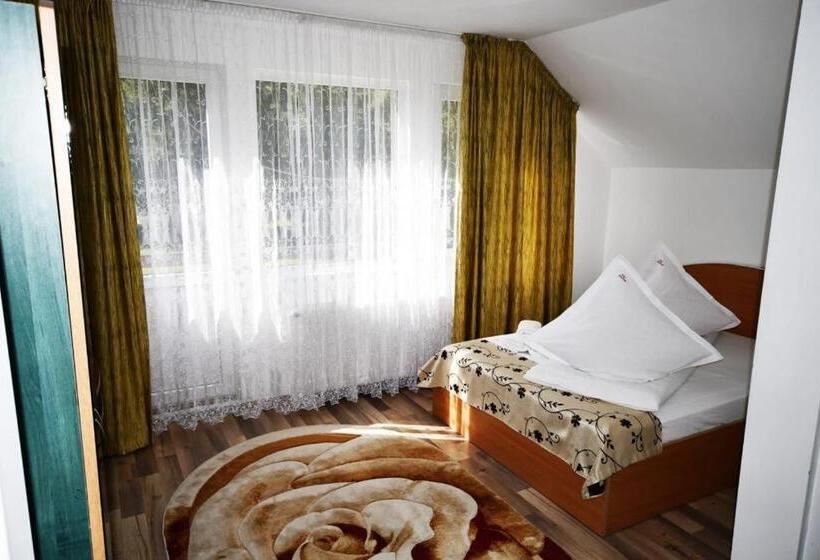 Номер Стандарт, Casa ștefănuț