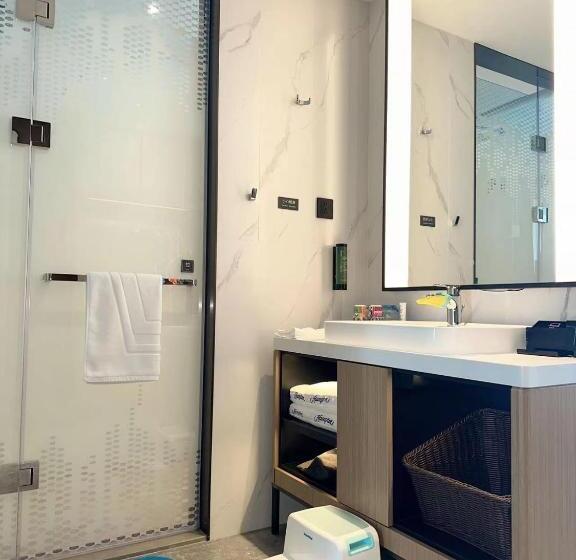 패밀리 룸, Hampton By Hilton Guangzhou Renhe Baiyun Airport Free Airport Shuttle Bus