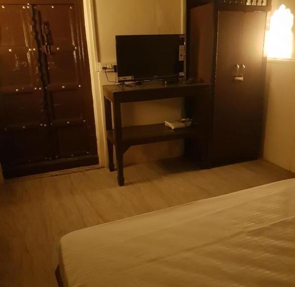 Номер Deluxe, Chhoti Kothi   A Heritage Homestay By The Ganges