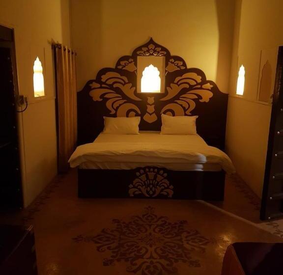 Номер Deluxe Кровать Кинг, Chhoti Kothi   A Heritage Homestay By The Ganges