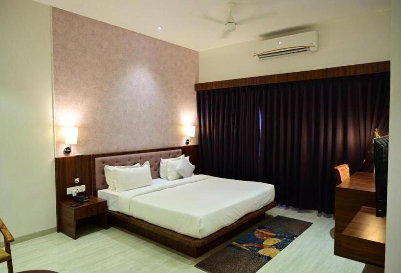 Президентский Люкс, The One Hotel Nashik