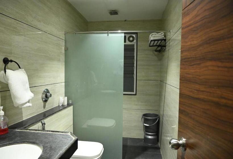 Президентский Люкс, The One Hotel Nashik