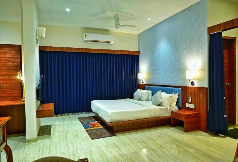 Семейное Студио, The One Hotel Nashik
