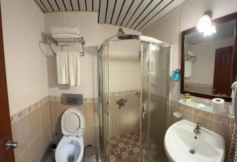 Трехместный Номер Стандарт с Балконом, Astoria Park Hotel & Spa All Inclusive