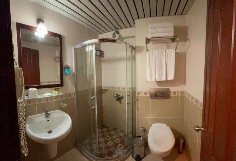 Трехместный Номер Стандарт с Балконом, Astoria Park Hotel & Spa All Inclusive