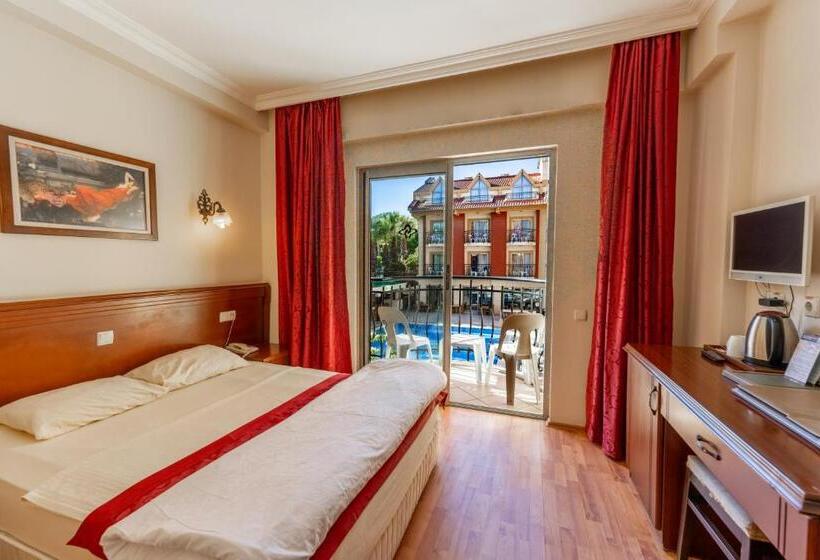Номер Стандарт Индивидуальный с Балконом, Astoria Park Hotel & Spa All Inclusive