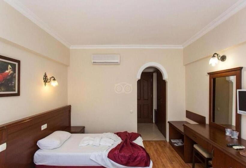 Номер Стандарт Индивидуальный с Балконом, Astoria Park Hotel & Spa All Inclusive