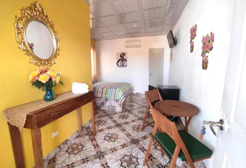 Номер Стандарт с Балконом, Belo Bay Apartment
