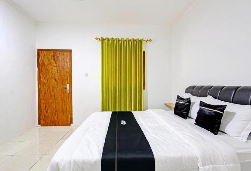 Номер Deluxe, Capital O 93449 The Boekit Song Putri Resort