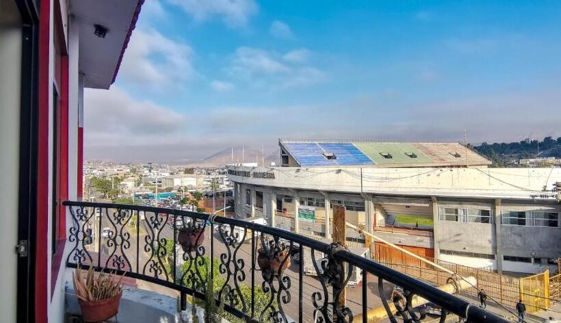 Номер Стандарт Трехместный, Hostal Keymar