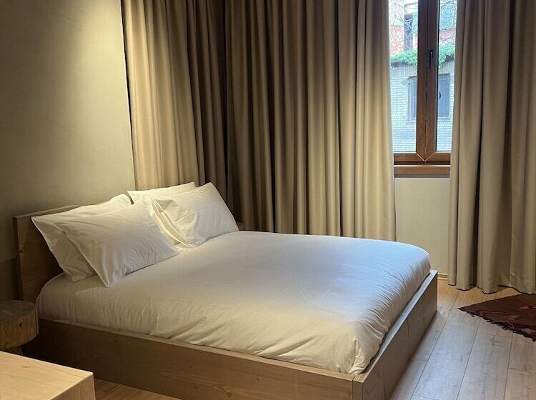 스탠다드 룸, Faces & Places Boutique