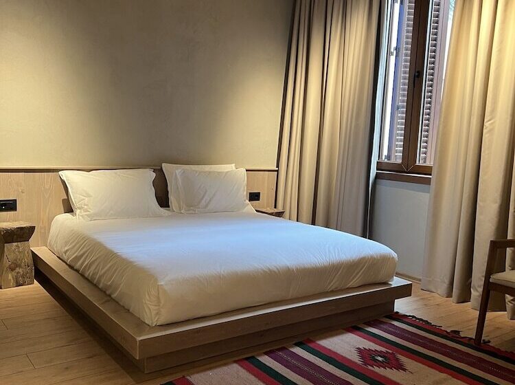 스탠다드 룸, Faces & Places Boutique