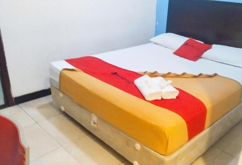 豪华房间, Reddoorz Near Living Plaza Palembang