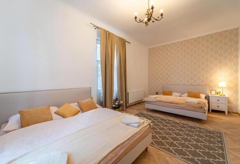 Апартаменты 2 Спальни, Resort červený Dvůr