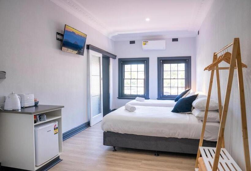 Номер Стандарт Трехместный, The Rec Hotel Waroona