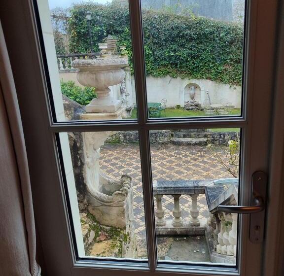 ガーデンビュースタンダードルーム, Maison D Hôtes Prince Face Au Château Du Clos Luce